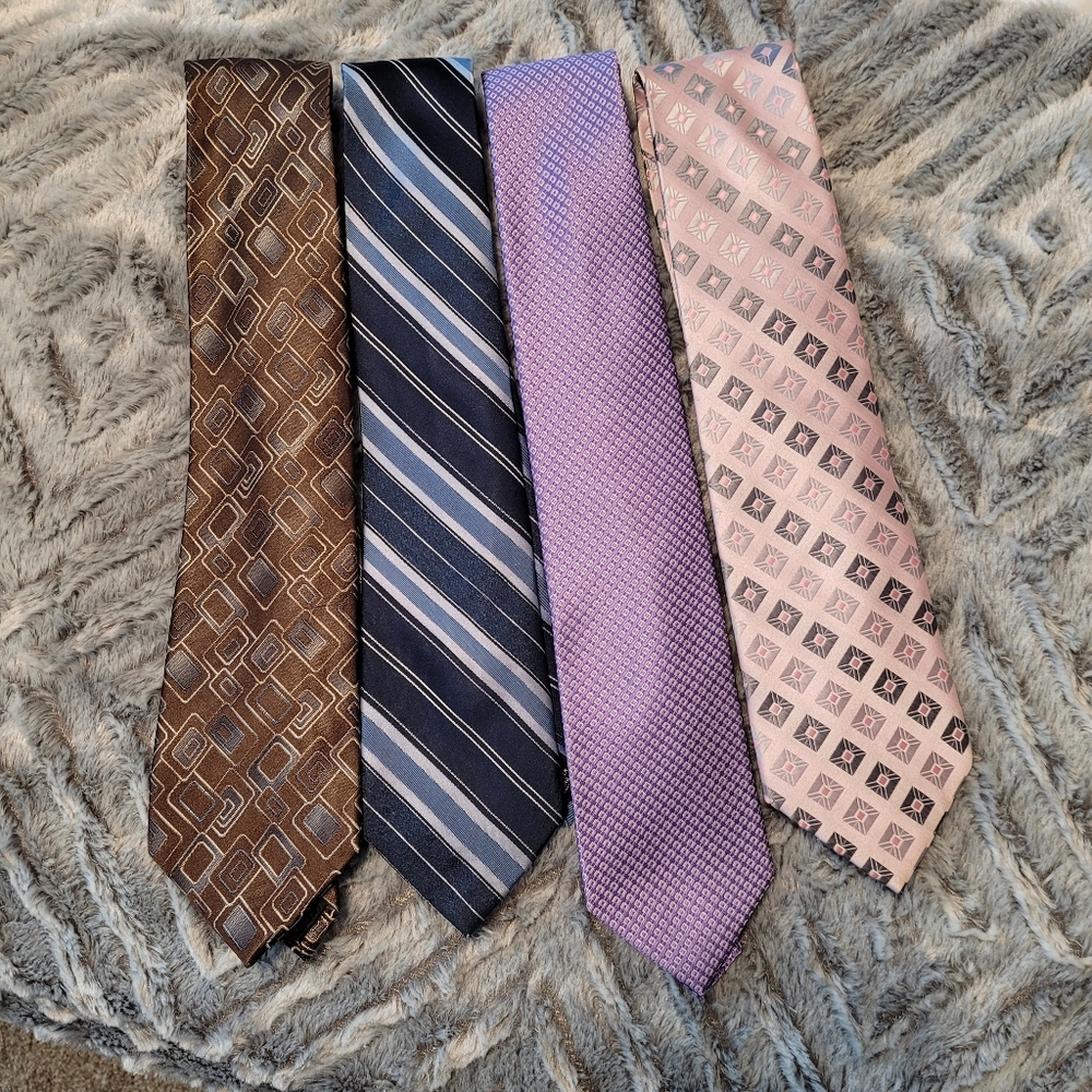 Bundle of 4 silk ties